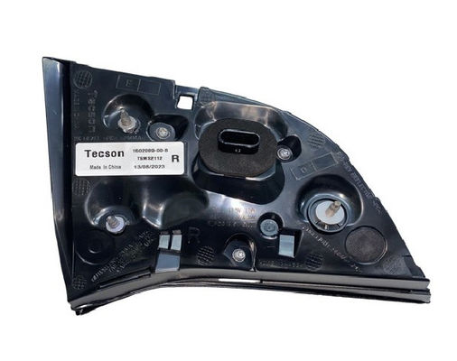 2021 Tesla Model 3 piezas de repuesto derecha LED del freno trasero interior luz 1502089-00-B
