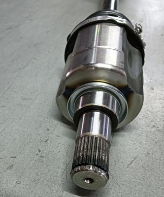 Aion A27 IA5 Reemplazo del eje delantero izquierdo de la mitad de eje Partes del coche 3210001ARD0200-B