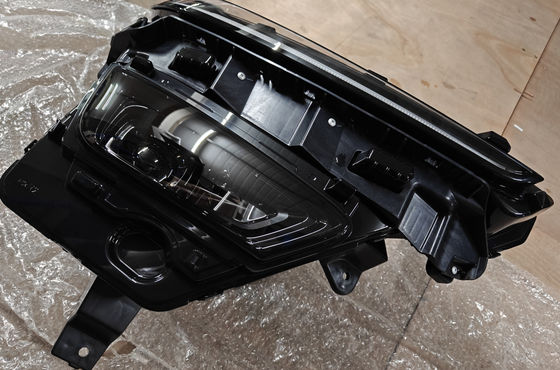 Nezha S37 Combinación de colores de la luz LED derecha delantera trasera Assy 4421020