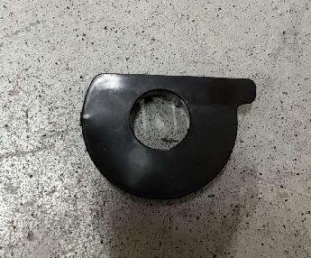 El sensor de estacionamiento del parachoques delantero del Tesla Model S 2015-2021