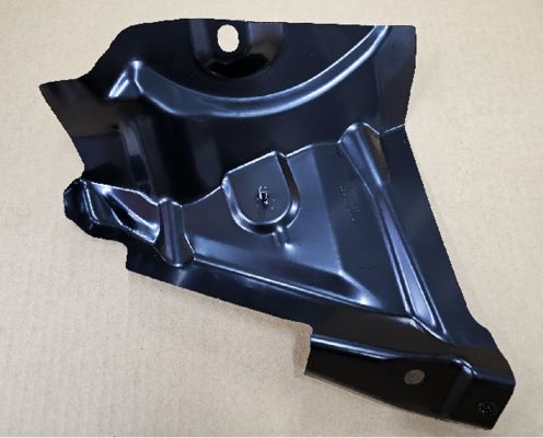 Soporte inferior izquierdo del guardabarros delantero del Tesla Model Y - Acero de 500MPa, 0.7KG