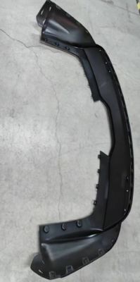 Sección inferior del parachoques trasero del Tesla Model X con abertura de gancho de remolque 168x32x10mm