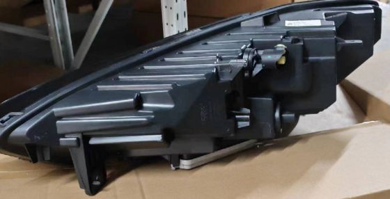 Tesla Modelo X LED 1034317-00-C faro derecho LH conductor 2015-2019